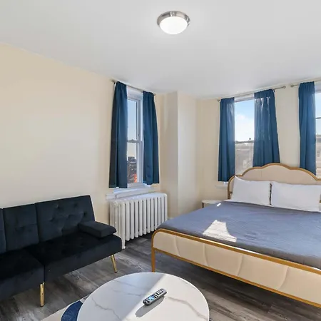 Localstr - The Oakden Suites In Orange Loop B1
